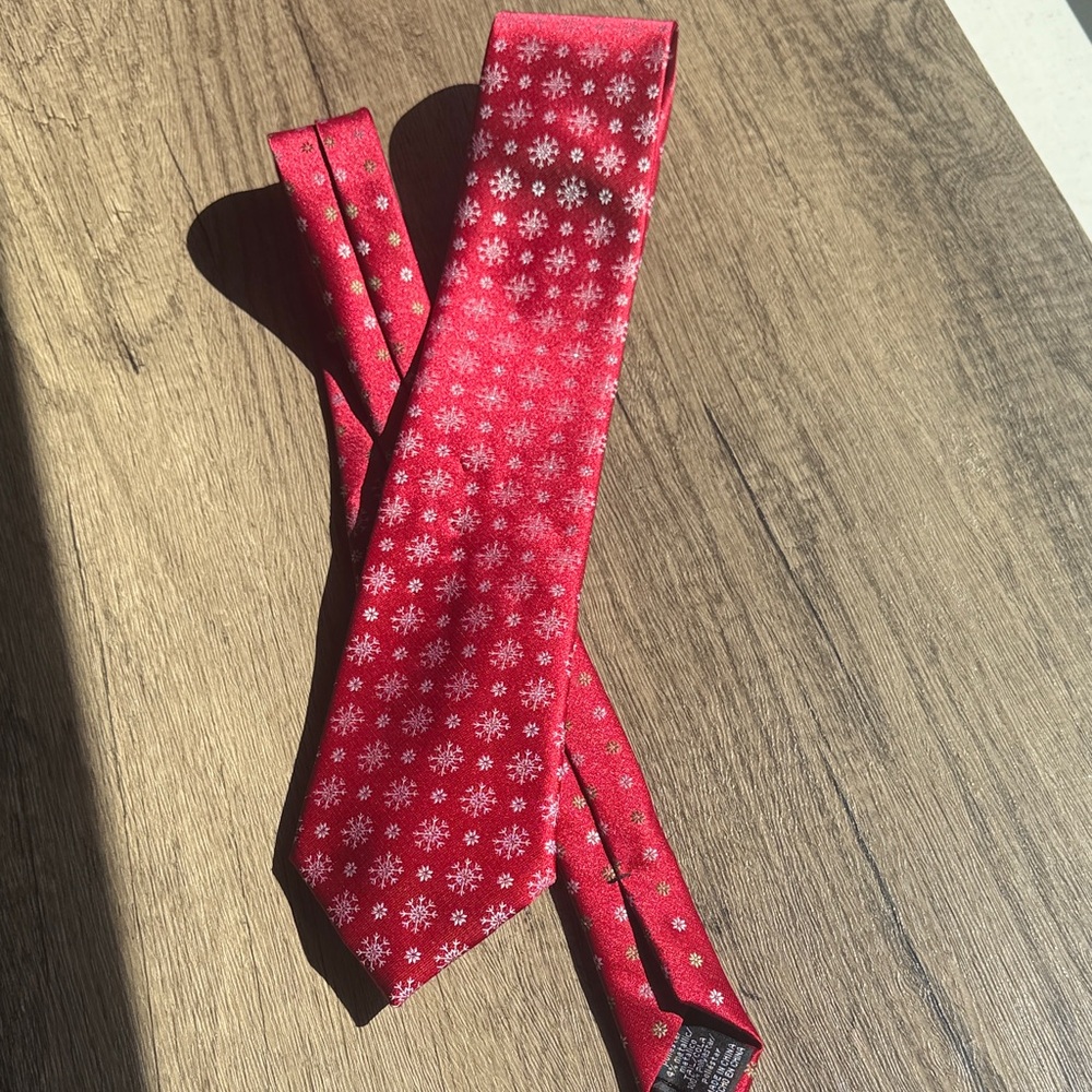 Noel Collection Red Tie with Snowflake Design